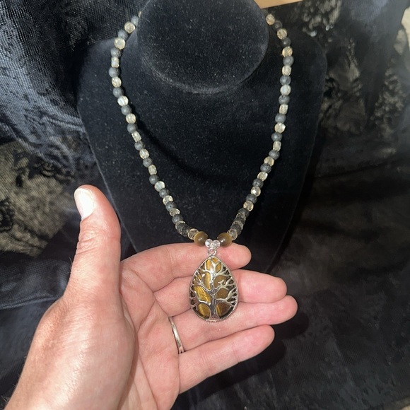 Tiger’s Eye Tree Necklace (Beige Crystal Beads, Black Lava Rock And Tiger’s Eye) - Picture 11 of 12
